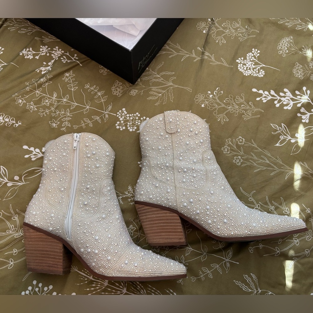 Betsey Johnson bridal boots